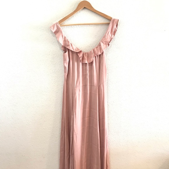 *SOLD* Reformation Verbena Dress in Blush - Picture 6 of 12